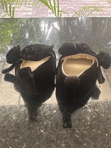 Adorable Black Baby Shoes with Flowers