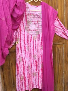BrandNew PinkTie-DyeEmbrdry Kurta+Patiala