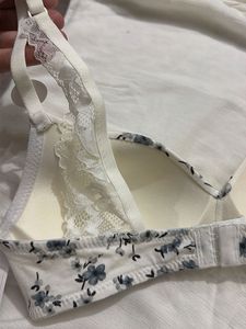 Floral Print Bra with Lace Trim