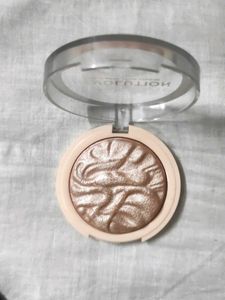 Makeup Revolution Highlighter Reloaded