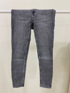 Zara Grey Denim Jeans