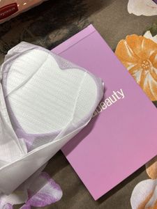 Huda Beauty Heart Mirror