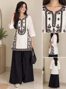 Pakistani Embroidered White Kurta