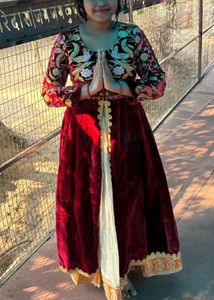 Velvet Ethnic Gown nd skirt 🤍❤️