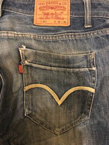 Men's Blue Distressed Denim Jeans