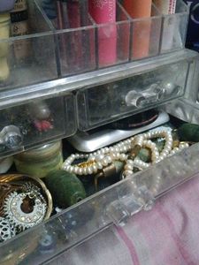 Makeup Organizer &amp; Jewelery Drawer