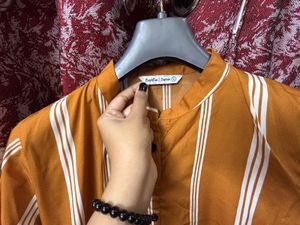 Women Striped Mandarin Collar High-Low Kurta
