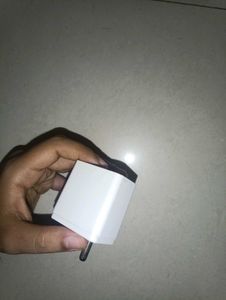 Portronics White Charger Adapter