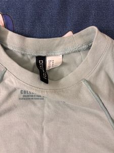 H&amp;M Cropped Sleeveless Top