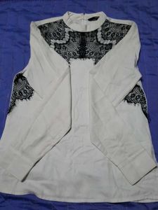 Vero Moda Elegant Lace Trim Top