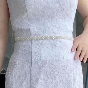 Elegant Pearl Belt