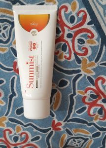 Sunmist Vitamin C+E Sunscreen Gel SPF 50