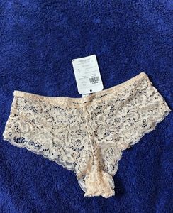 Elegant lace Briefs with Tags 🏷️