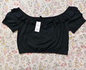 🖤 Elegant Black Off-Shoulder Top 🖤