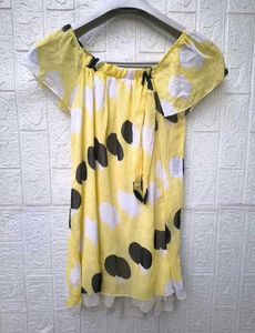 New with tag Korean Pintrest Yellow top