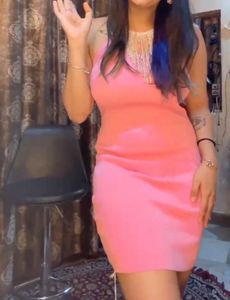 “Pink Bodycon Party Dress ✨ (Worn Once / Statement