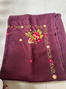 🌸 Elegant Maroon Floral Embroidery Saree – Beauti