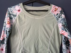 Floral Sleeve Crop  Top