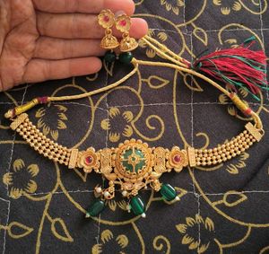 Exquisite Gold Plated Necklace & Earrings Set