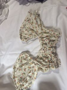Floral Puff Sleeve Crop Top