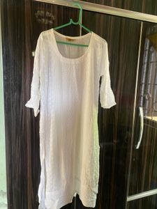 Elegant White Chikankari Kurta