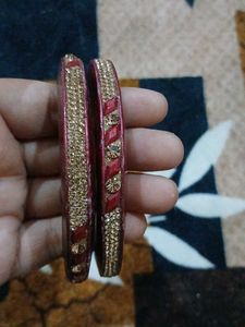 Red & Gold Embellished Bangles