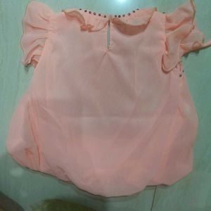 Cute Peach Top &amp; Black Shorts Set