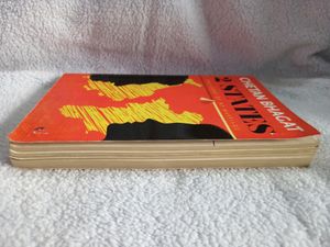 2 States Book-❗50% Off On Delivery Fee❗