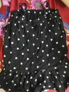 Cute Black Heart Print Top