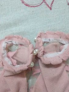 Charming Lace Pearl Ankle Socks