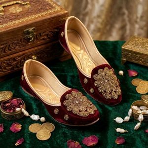 Embellished Velvet Juttis