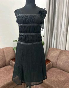 Elegant Black Dress