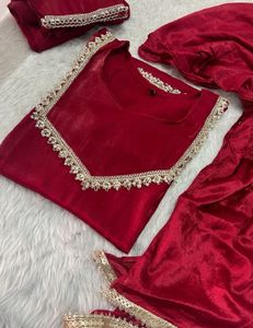 Combo of 2 Stunning Red Embroidered Kurta Set
