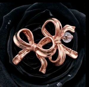 Rose Gold Bow Earrings