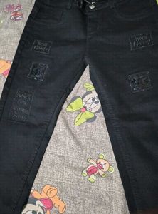 Black Jeans with Patchwork capry