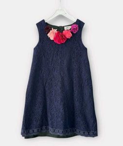 H&M  Floral Neckline Midi !