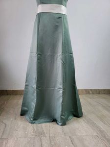 Elegant V-Neck Maxi Dress