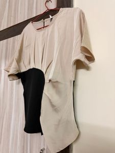 Chic Beige &amp; Black Asymmetrical Top