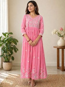 Elegant Pink Embroidered Kurta