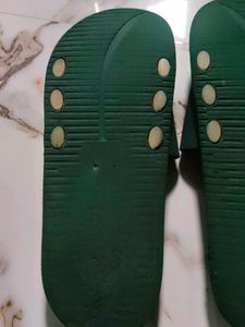 men's chappal