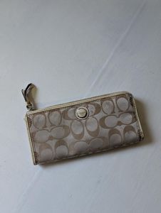 Authentic Coach Signature Canvas Zip-Around Wallet