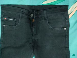 🚨Black Men 30 Size Jeans🚨