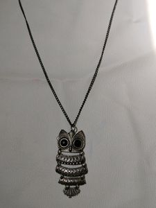 Cute and Stylish Owl Necklace With Big Eye Pendant