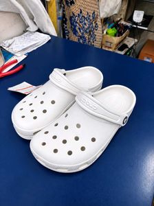 Classic White Crocs Clogs🎀