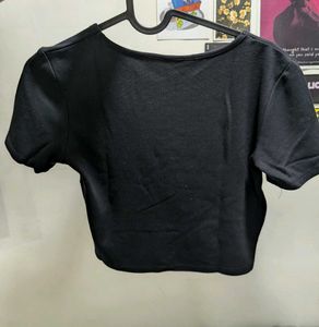 MAX Stylish Black Crop Top