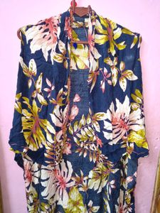 🎀200rs SALE🎀Floral Print Shrug