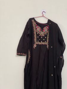 Elegant Black Embroidered Kurta Set