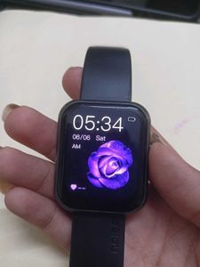 Noise Smartwatch - Black