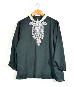 Black & White Top (Women)