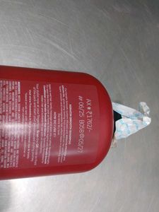 Tresmee Shampoo 1L (1+1) Free